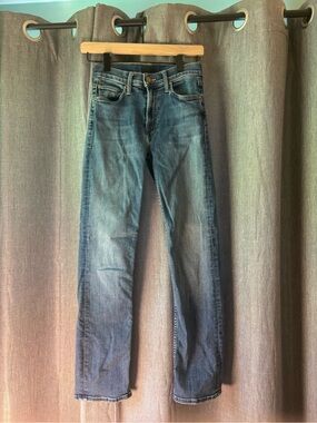 MOTHER Mid Rise Rider Flood Jeans Right On in Dark Blue
